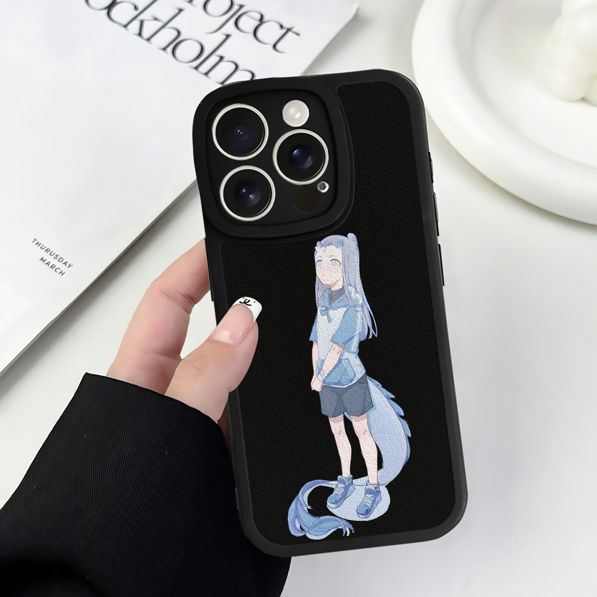（画像用） Ne Zha 2 ナタ 魔童の大暴れ 【iPhone 16シリーズ対応】シリコンスマホケース（レザー調） 材質：シリコン